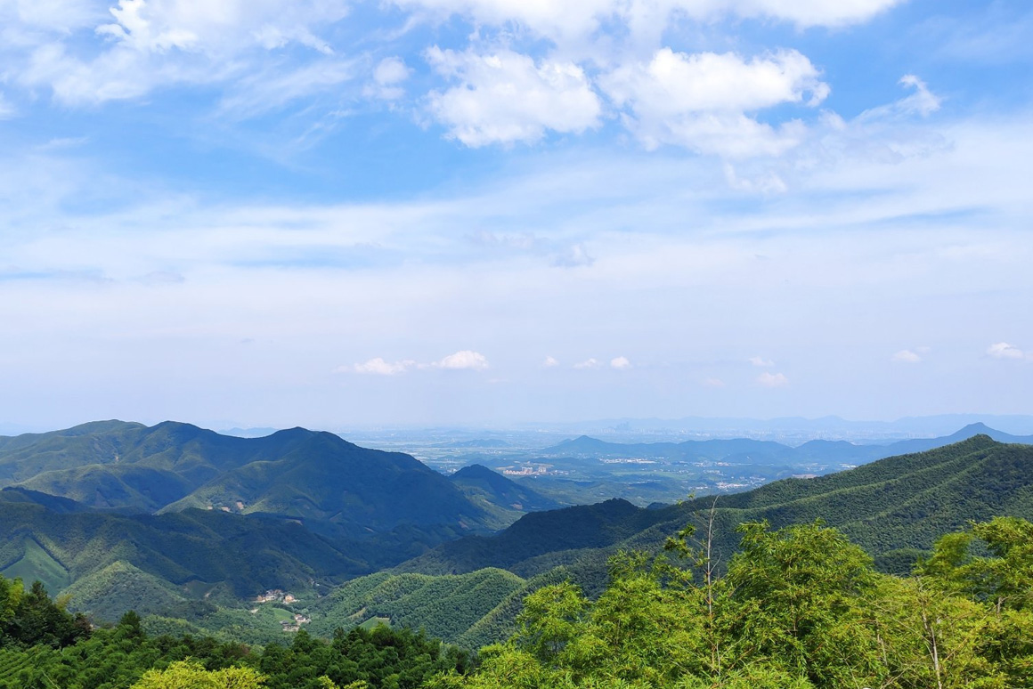 法华寺与金钟山